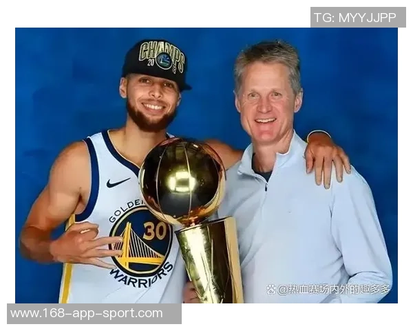 科尔谈被评为体育界最佳领导者的秘诀：库里的存在让我更轻松